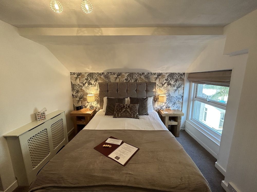 Superior Room, 1 King Bed