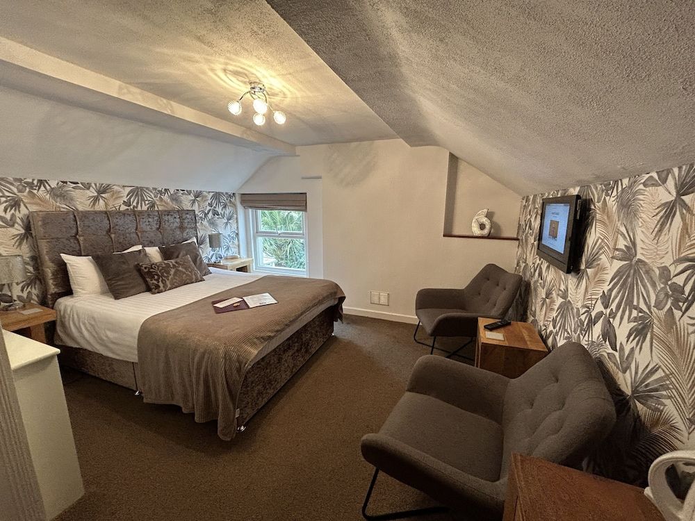 Superior Room, 1 King Bed