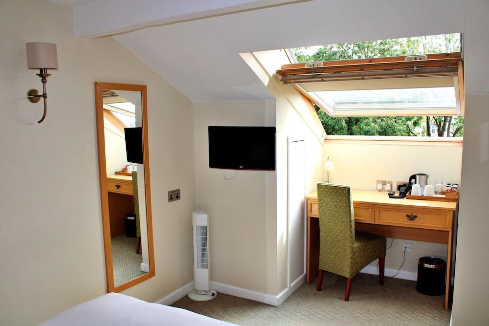 Victoria Square Hotel Standard Double Room 9