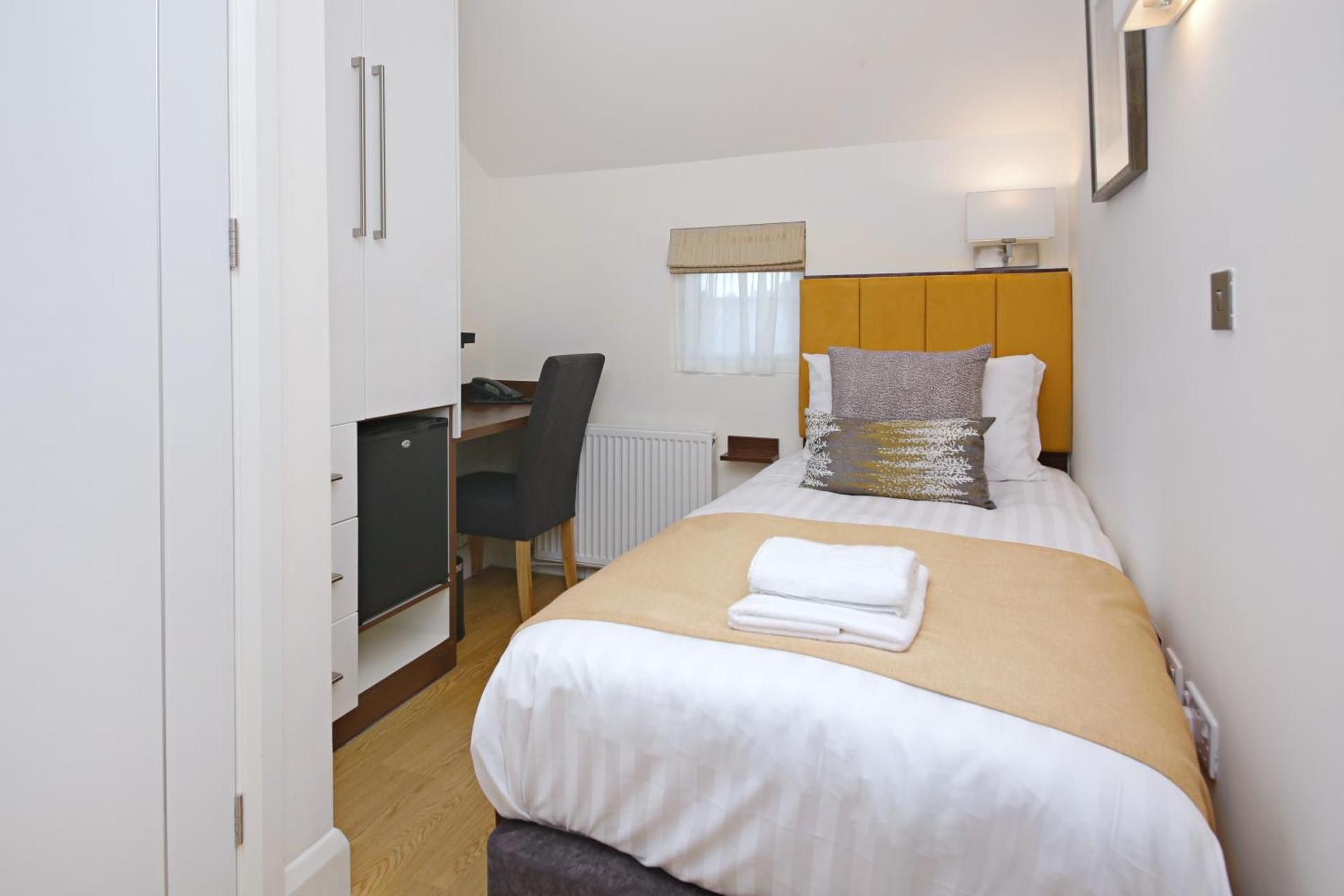 undefined Imperial Guest House 8