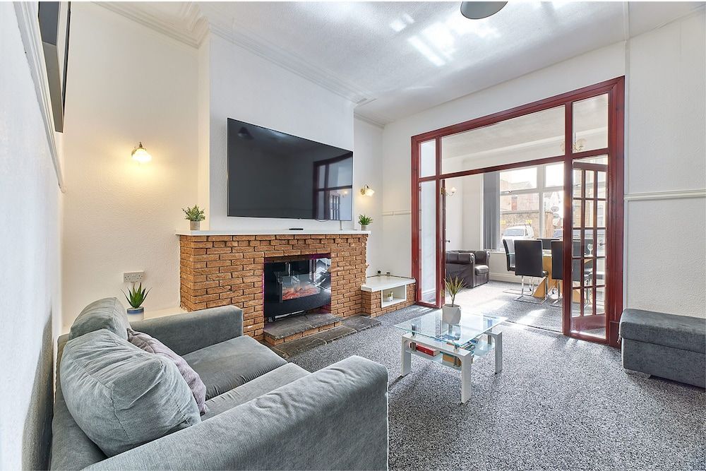 Pleasure Holiday Apartments 