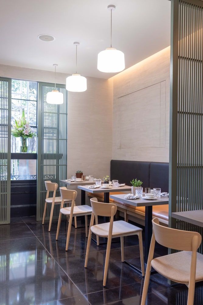 undefined La Suite West - Hyde Park 6