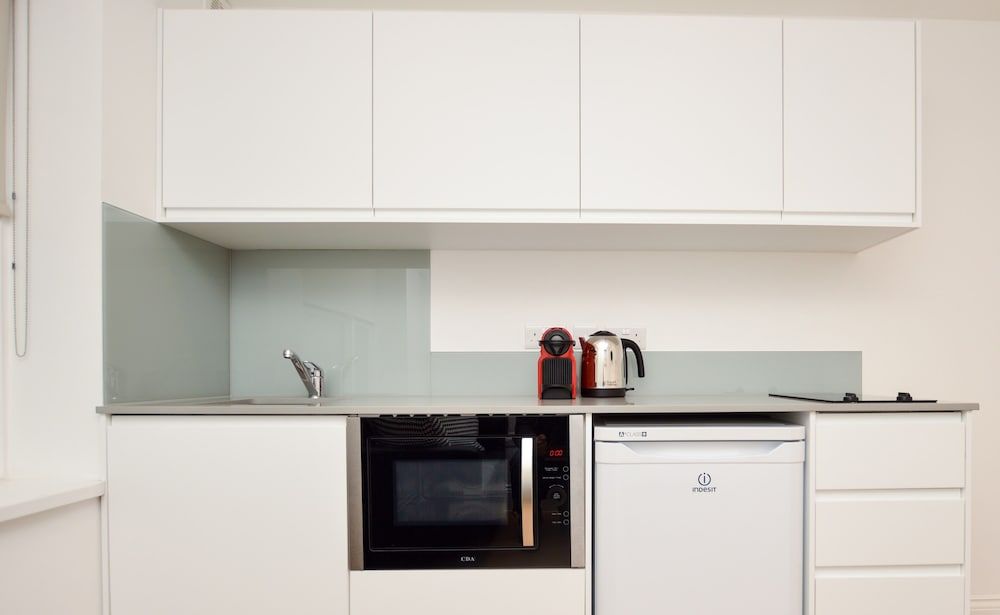 Kings Cross Serviced Apartments by Concept Apartments Lower Ground Floor One Bedroom Apartment 4