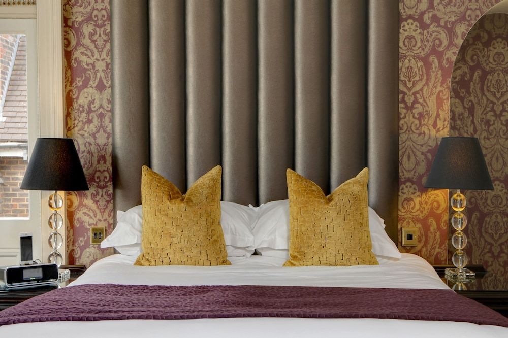 Pontlands Park Feature Room 2