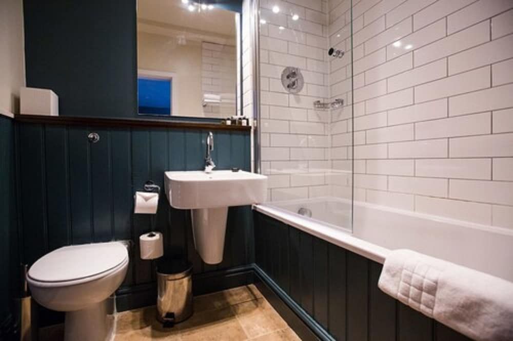 The Blue Boar Superior Room, 1 Double Bed 4