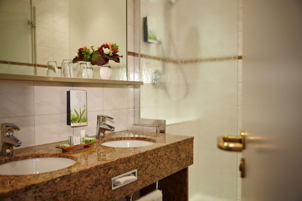 undefined Hotel Concorde München 7