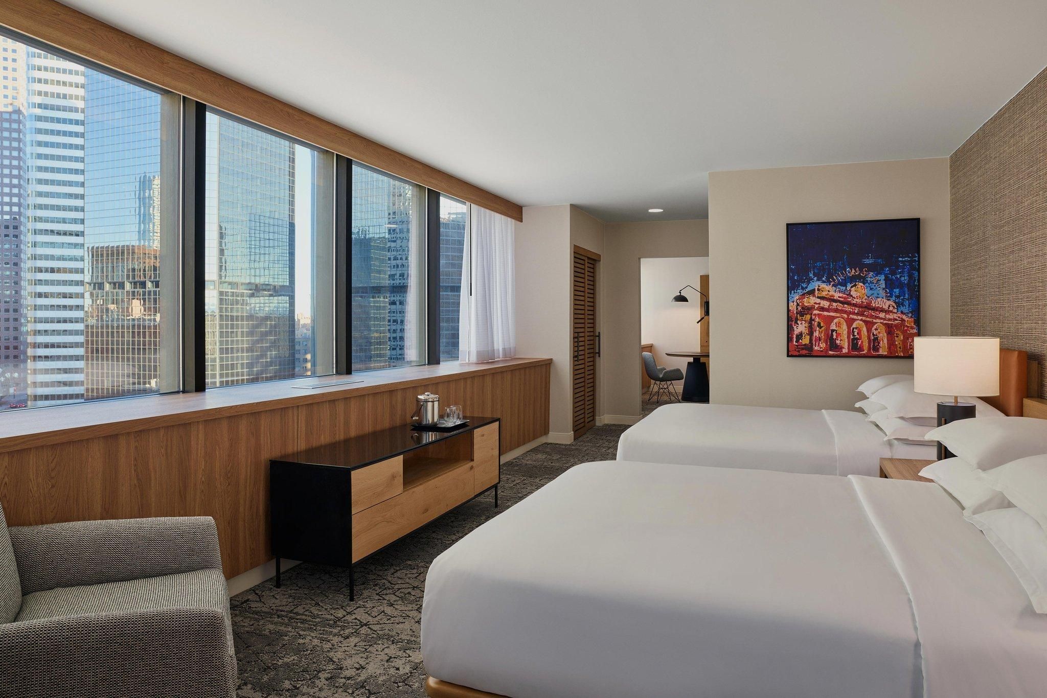 1 Bedroom Executive Suite, 2 Queen