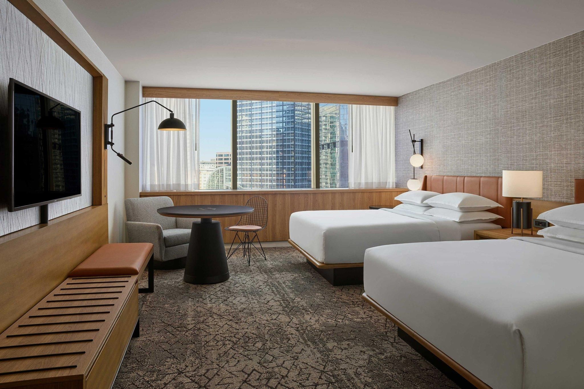 Larger Guest room, 2 Queen