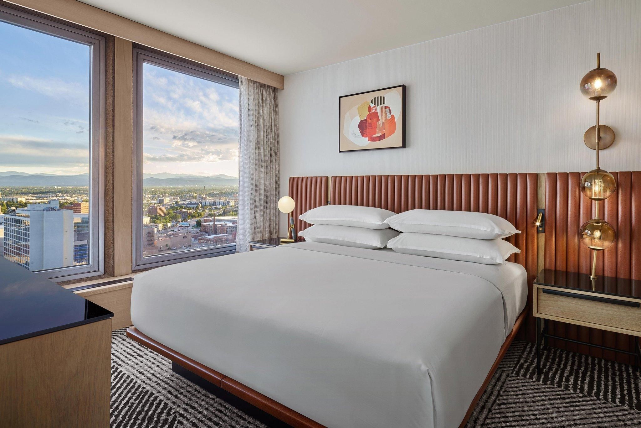1 Bedroom Suite, 1 King