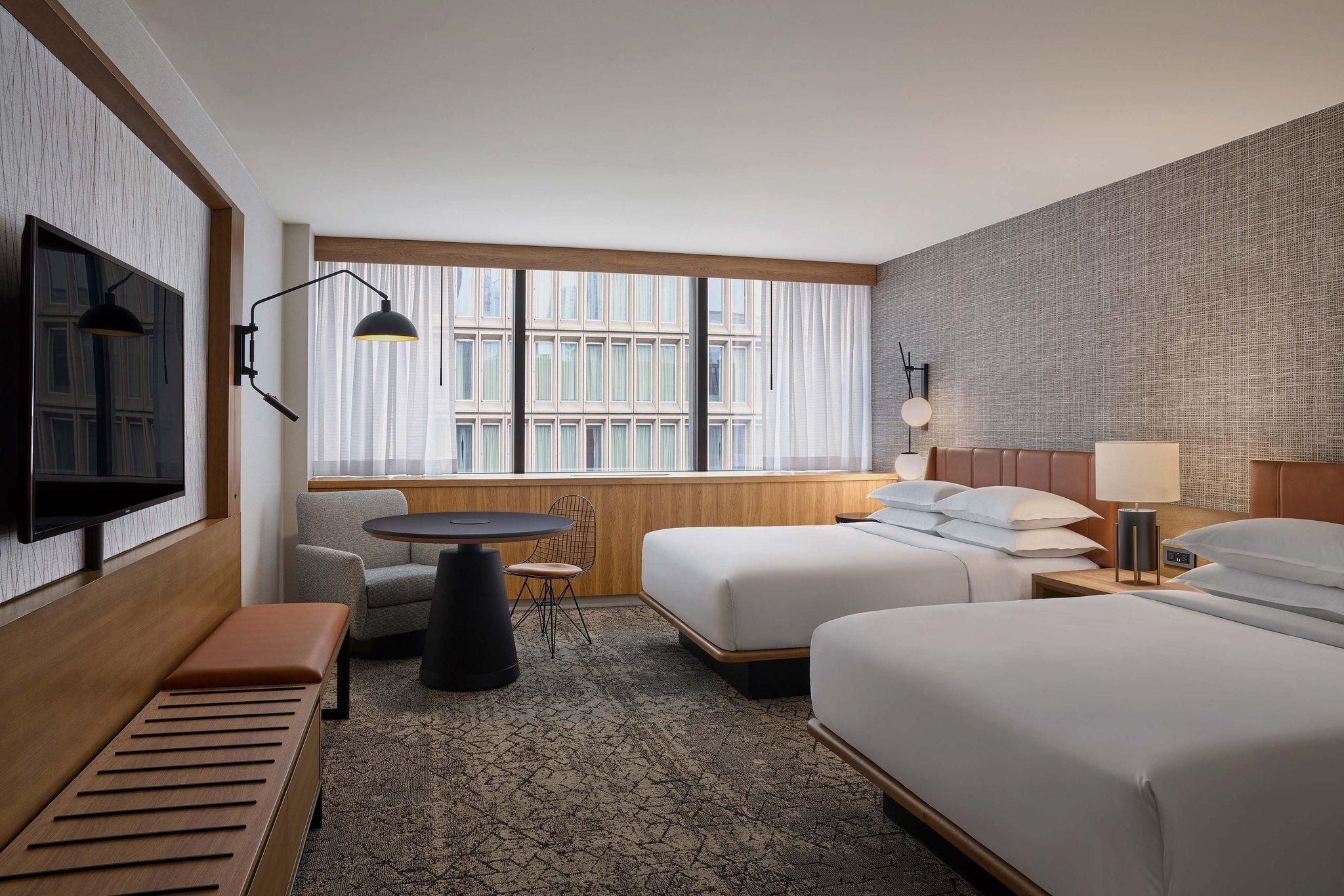 Guest room, 2 Double, City view