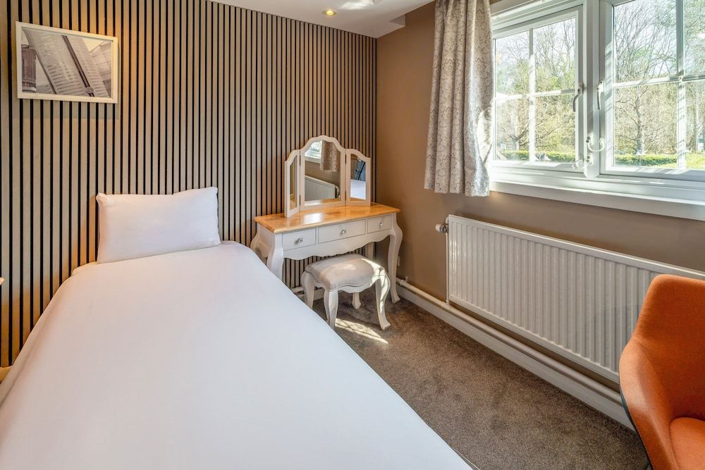 Britannia Airport Inn Manchester Standard Twin Room 4