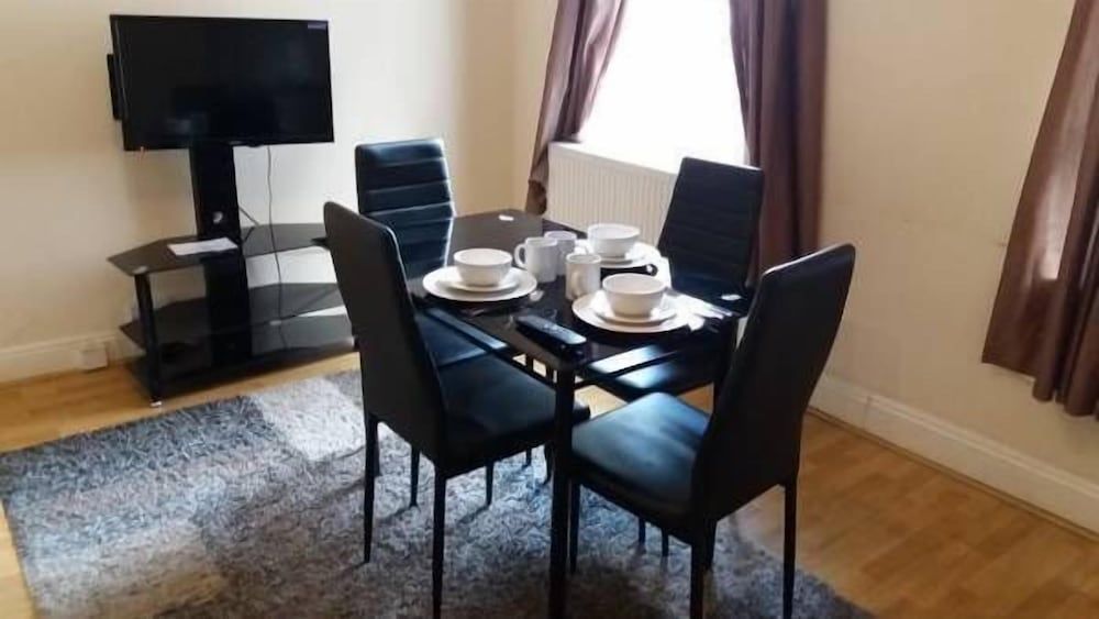 undefined Mayfair Apartment 10