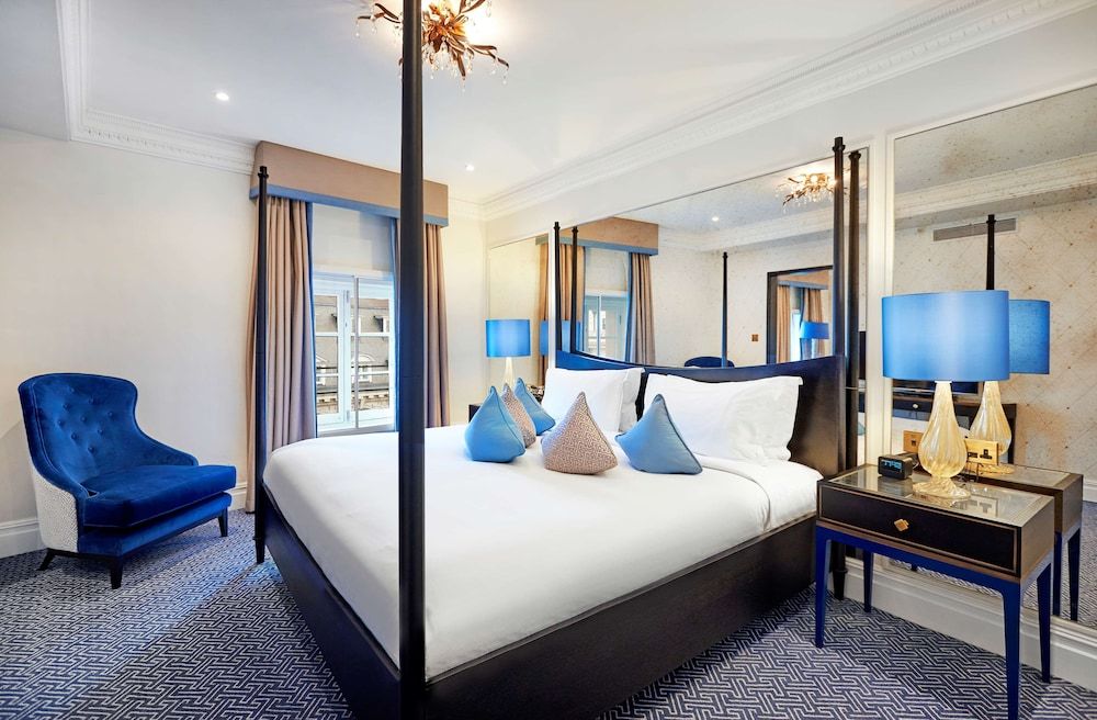 Suite, 1 King Bed (Astor, Four-Poster Bed)