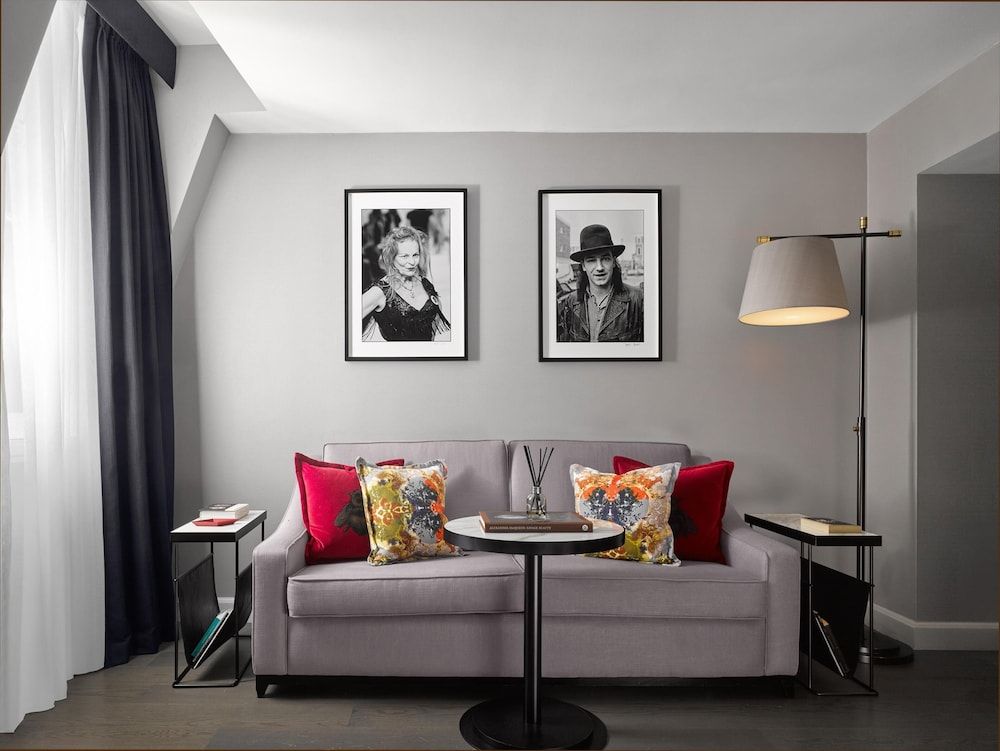 undefined The Trafalgar St. James London, Curio Collection by Hilton 7