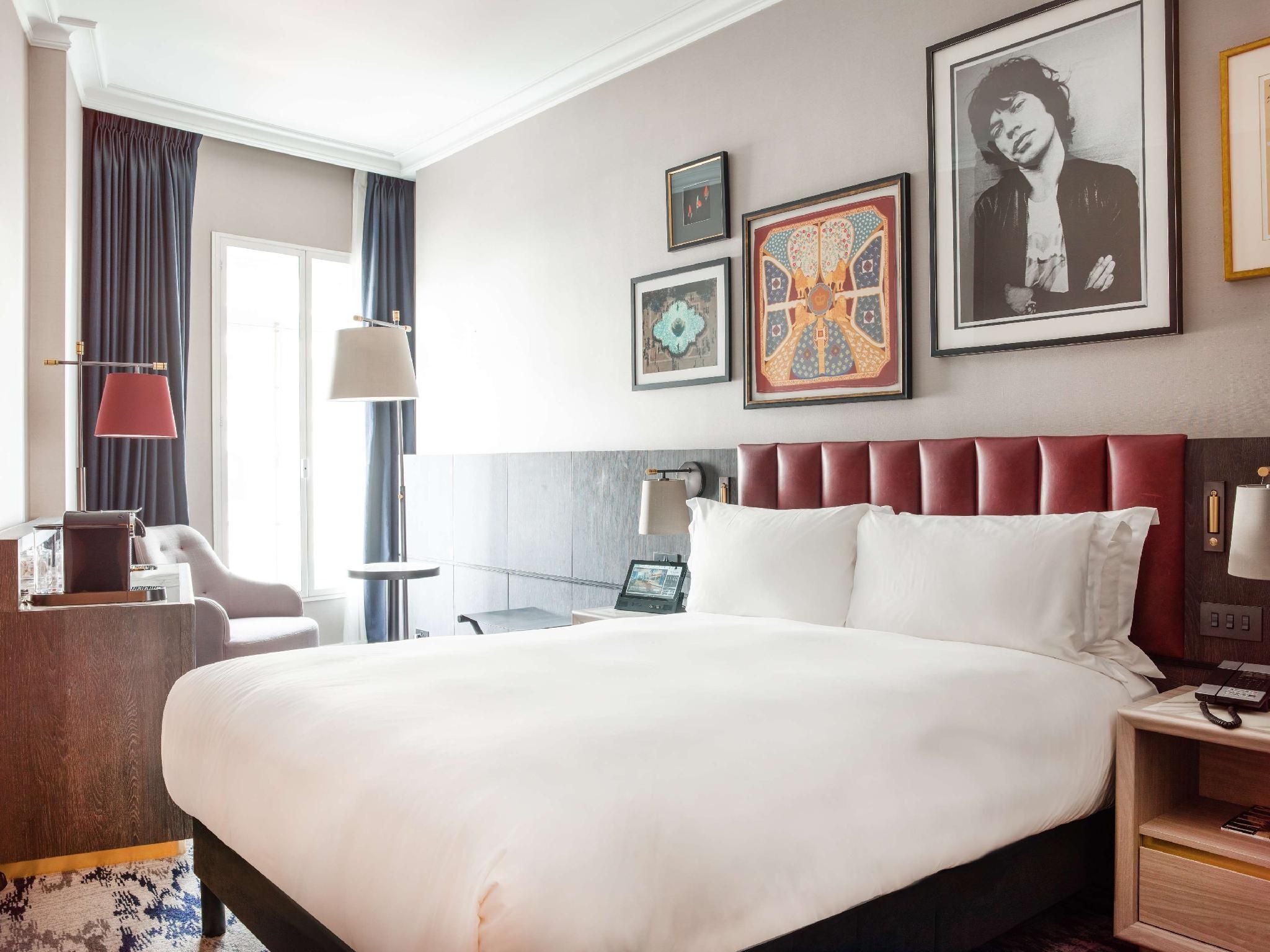 The Trafalgar St. James London, Curio Collection by Hilton Trafalgar Queen Room 2