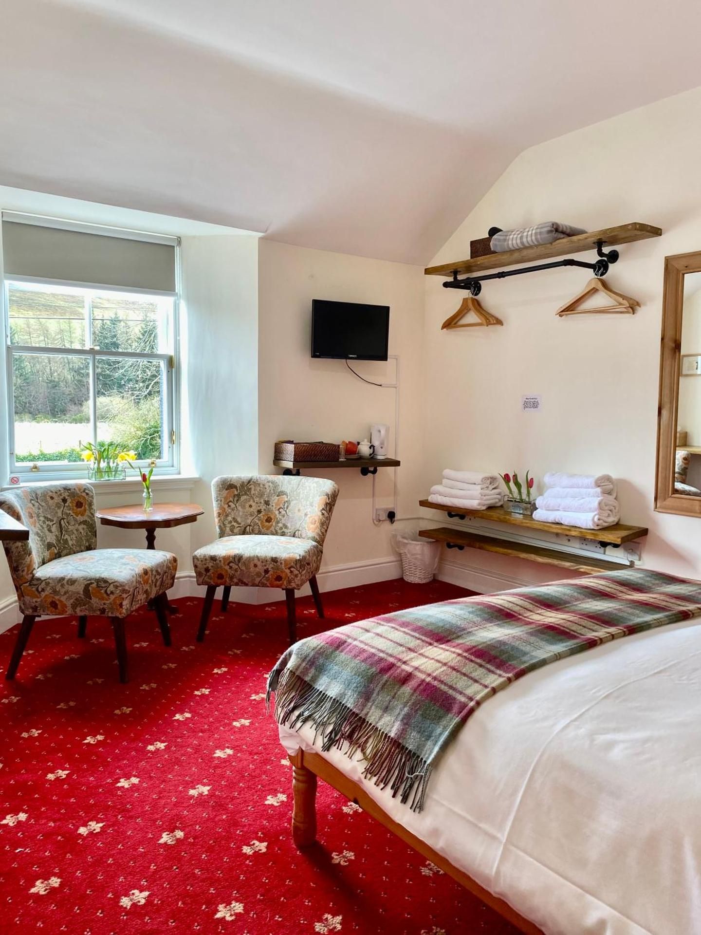 Double Room with Private Bathroom