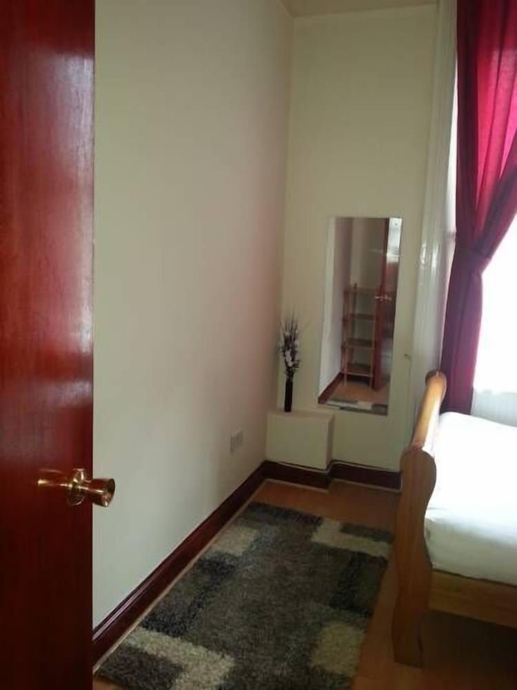 undefined Kensington and Chelsea Apartment