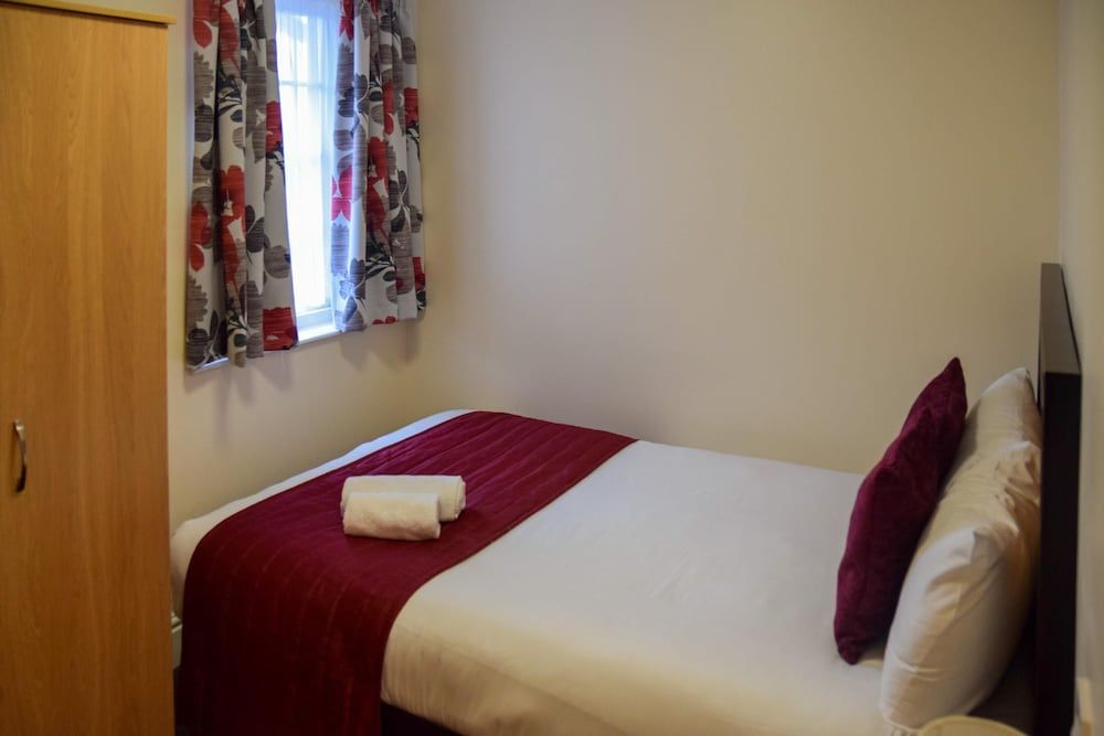 Europa Gatwick Hotel & Spa