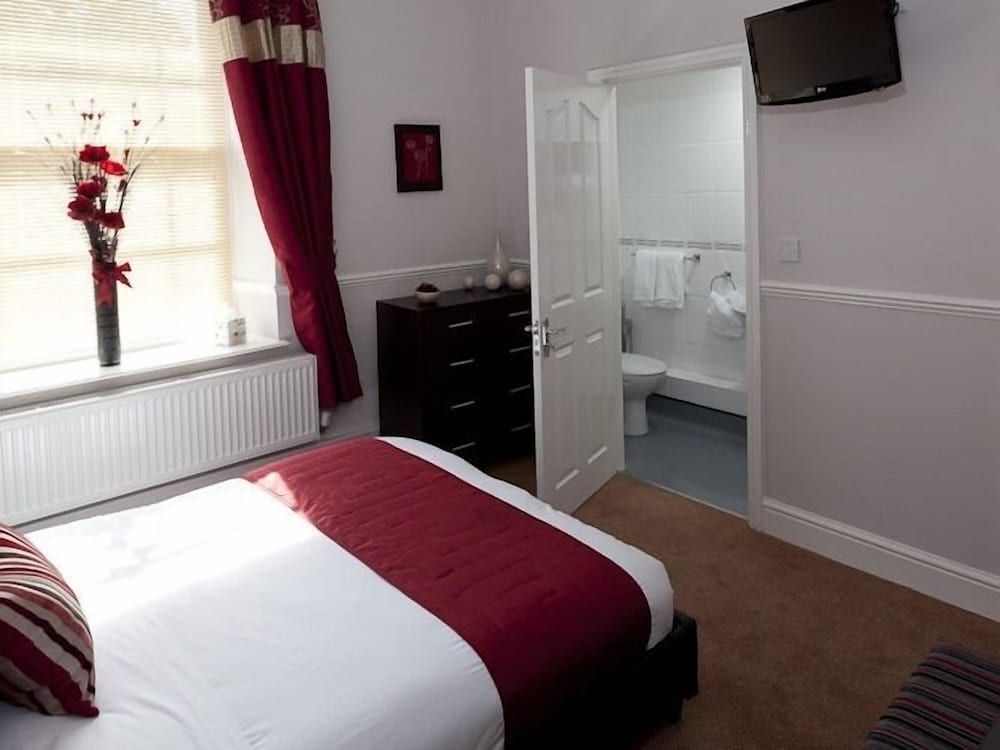 The Fountain Inn Deluxe Double Room, Ensuite (Sofa Bed IF Pre Requested) 2