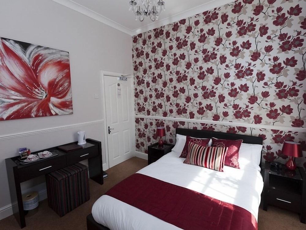 The Fountain Inn Standard Double Room, Ensuite 2