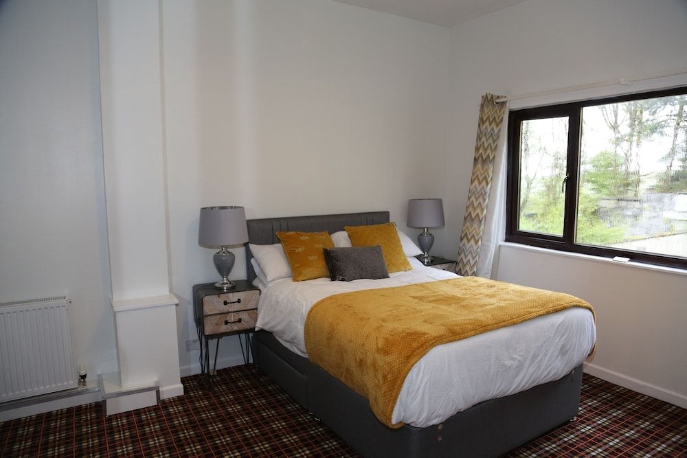 Family Quadruple Room, 2 Bedrooms, Non Smoking, Ensuite
