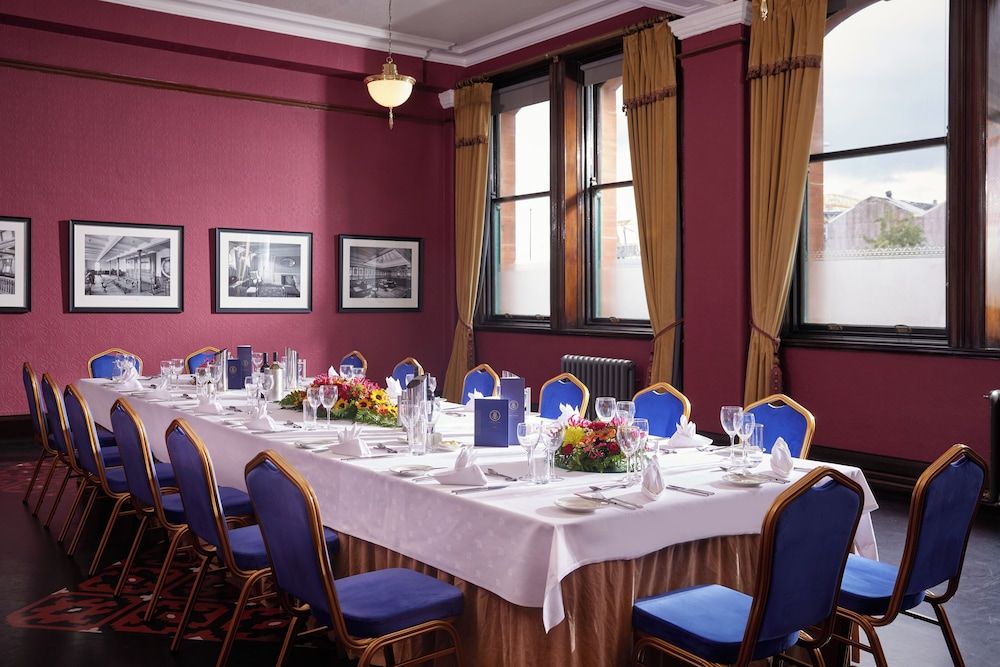 undefined Titanic Hotel Belfast 10