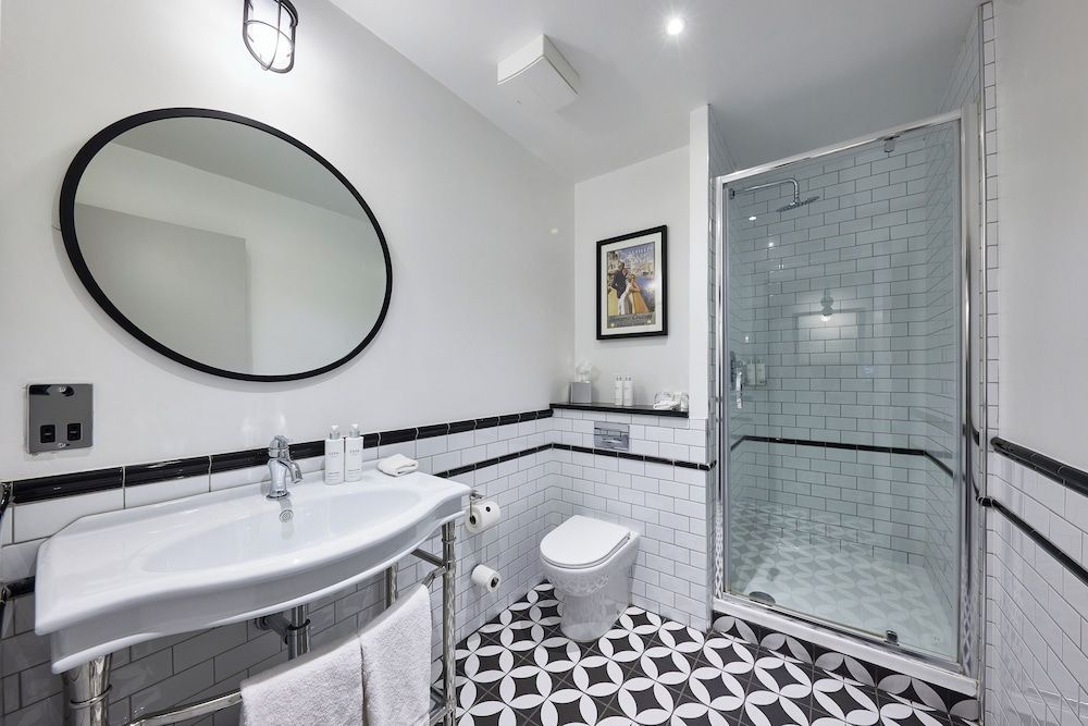 Titanic Hotel Belfast Standard Room, 1 Double Bed 4