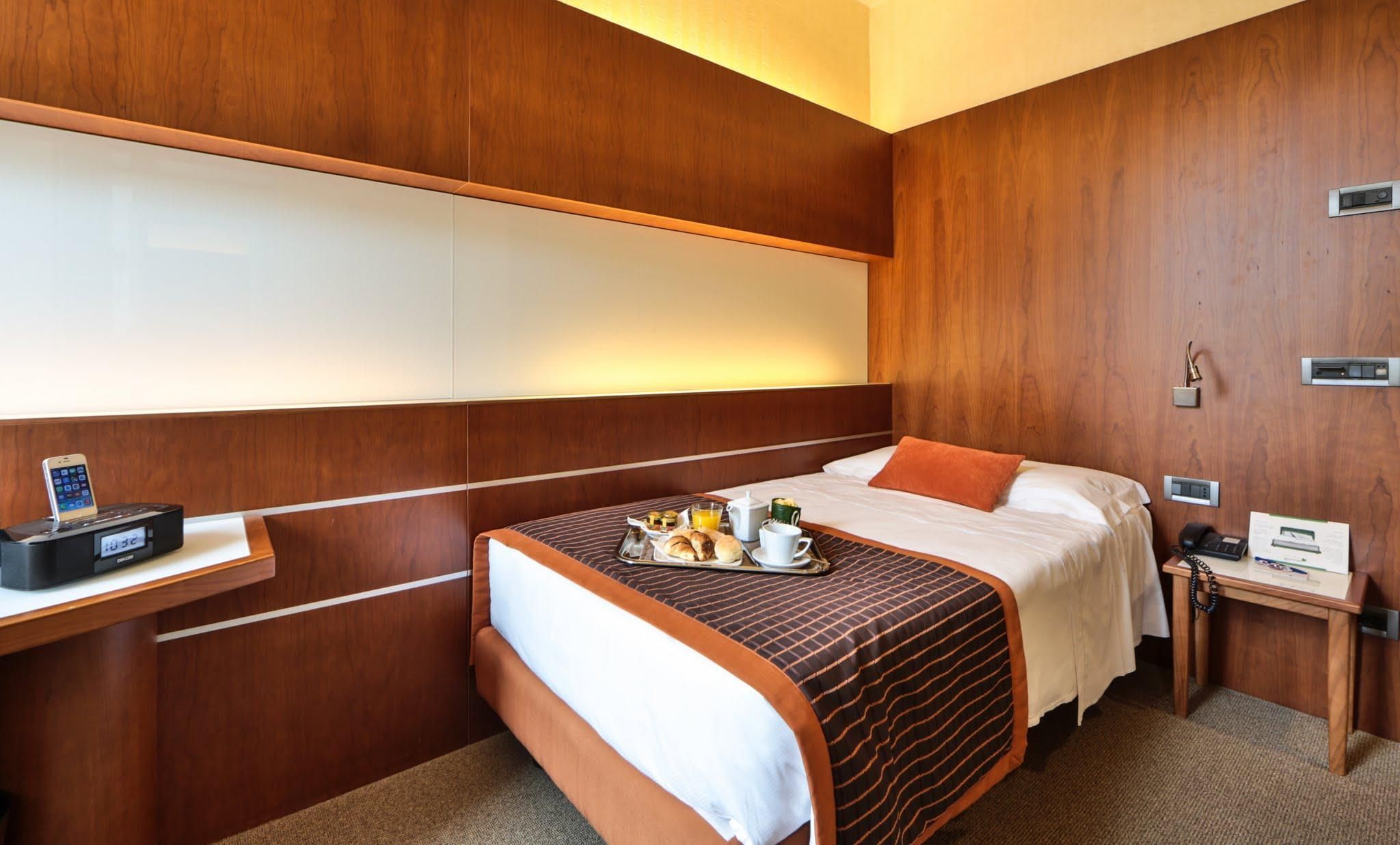 undefined Best Western Hotel Madison 5