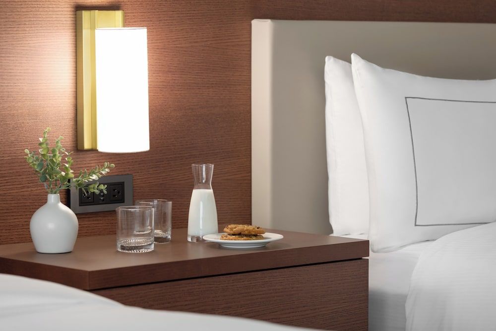 Room, 2 Queen Beds, Corner (Newly Renovated)