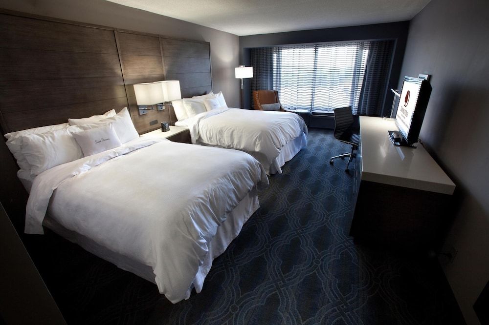 Room, 2 Double Beds, Accessible (Mobility, Shower)