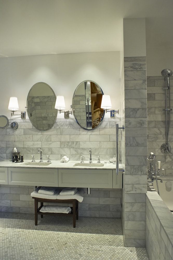 The Mandrake Newman Room 3