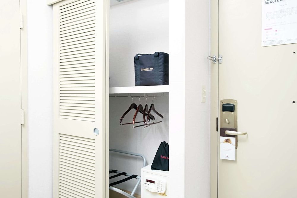 undefined DoubleTree by Hilton Hotel Miami Airport & Convention Center 10