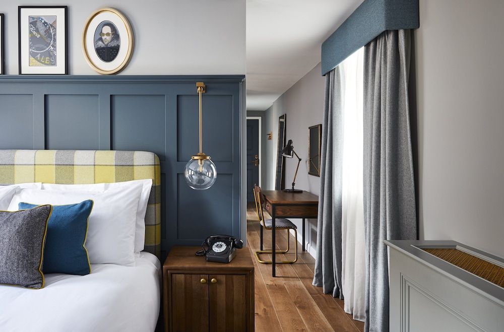 Suite, 1 King Bed