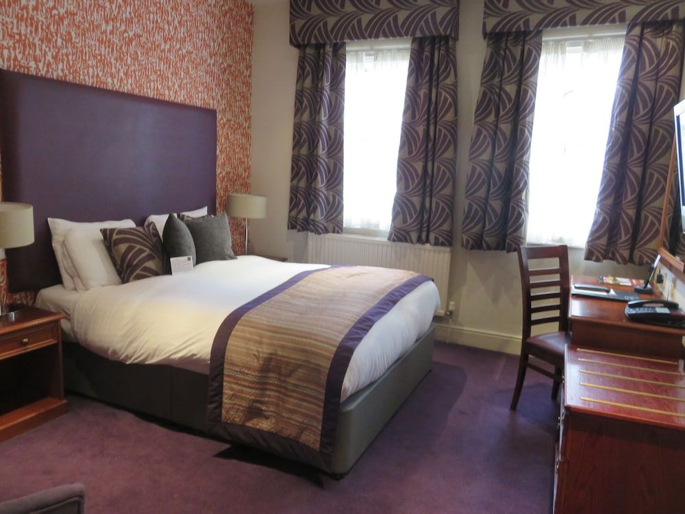 The Belmont Hotel Classic Double Room, 1 Double Bed 3