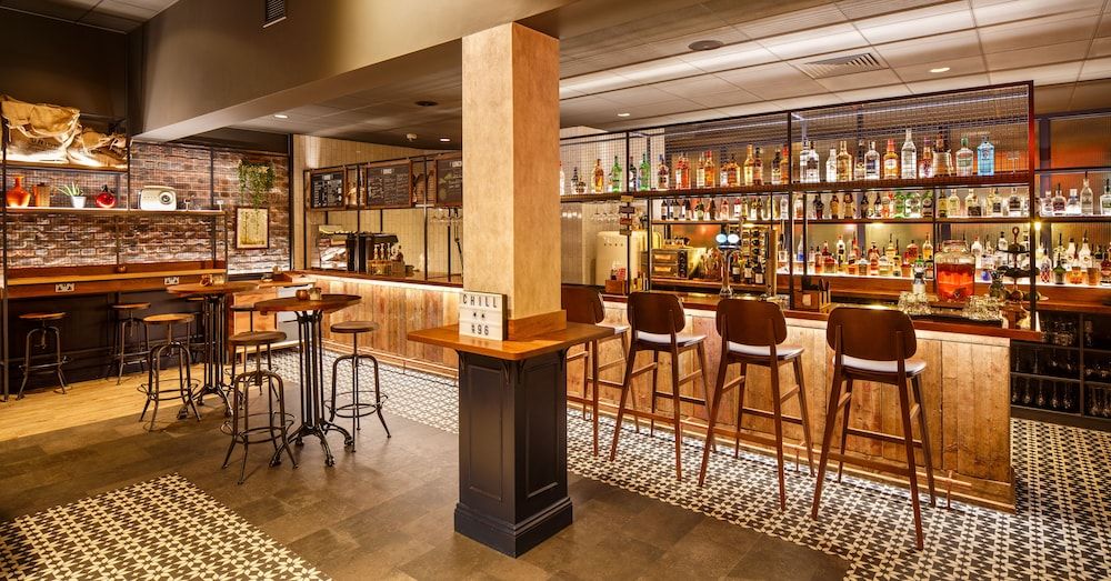 undefined ibis Manchester Centre 96 Portland Street 9