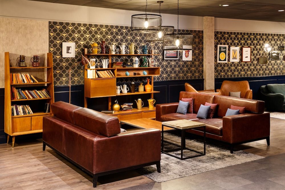 undefined ibis Manchester Centre 96 Portland Street 4