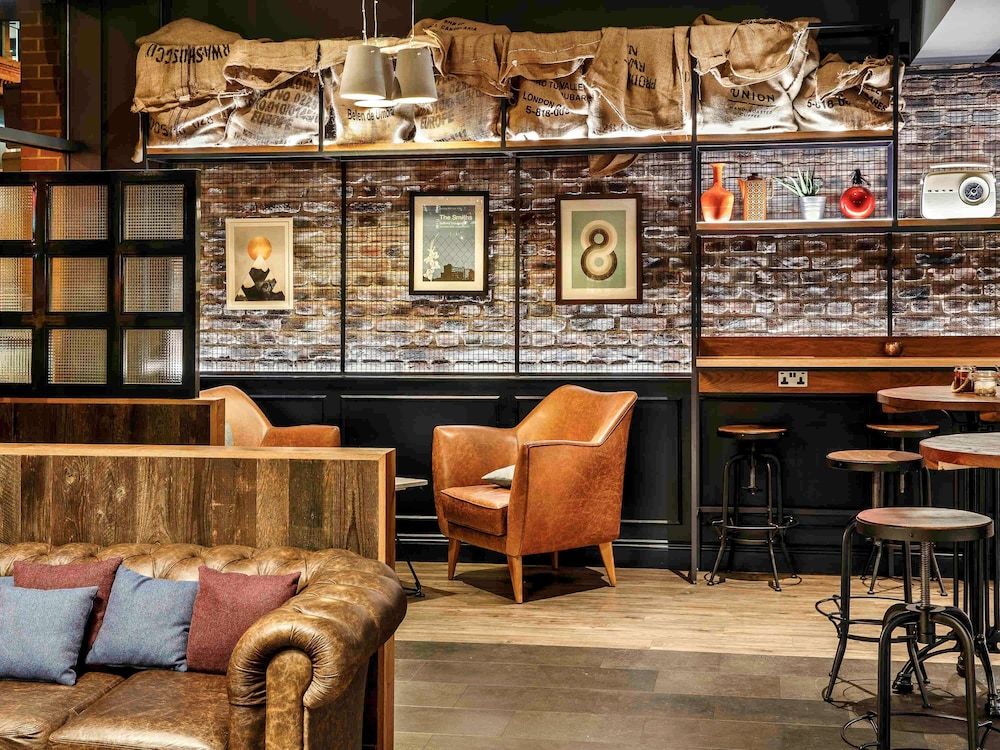 undefined ibis Manchester Centre 96 Portland Street 5