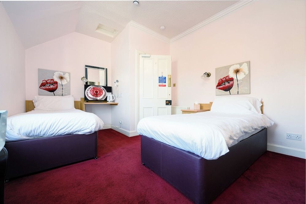 Twin Room, Ensuite