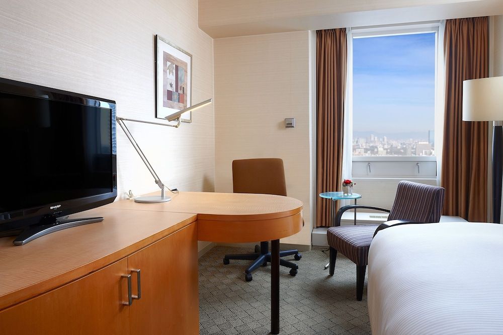 Sheraton Miyako Hotel Osaka Premium Room, 1 Double Bed 5