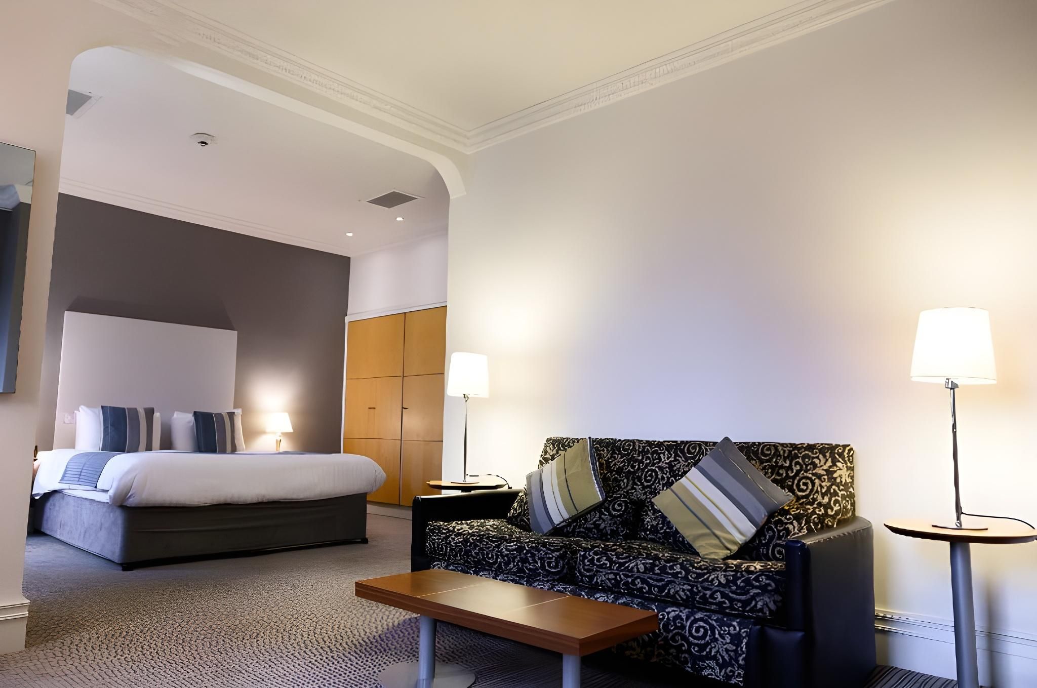 undefined The Angel Hotel 6