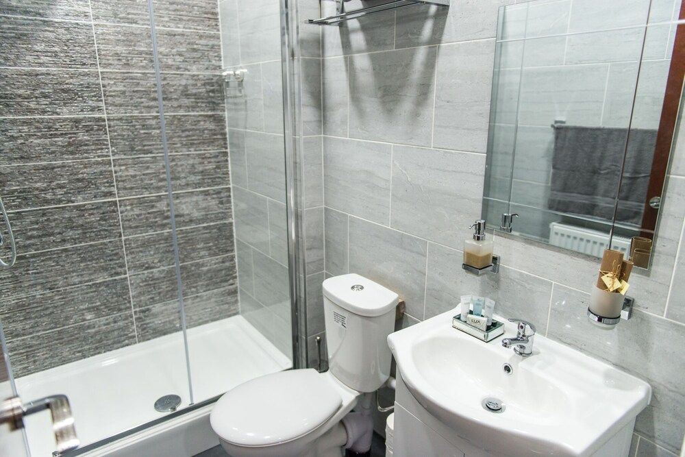Meridian Serviced Apartments Executive Apartment, Ensuite (Executive One Bedroom) 18