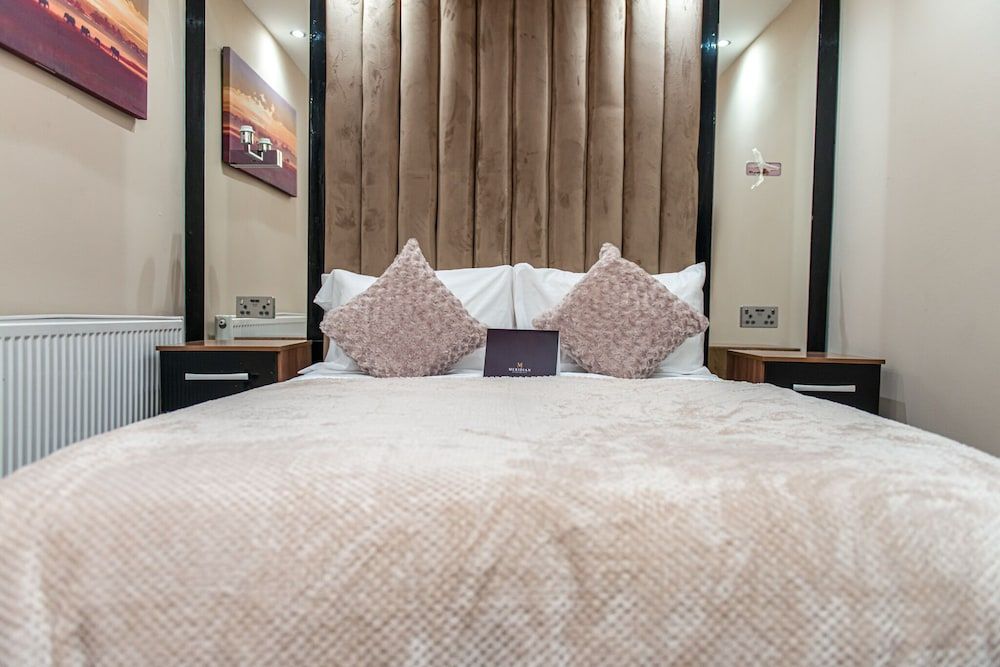 Meridian Serviced Apartments Executive Apartment, Ensuite (Executive One Bedroom) 4