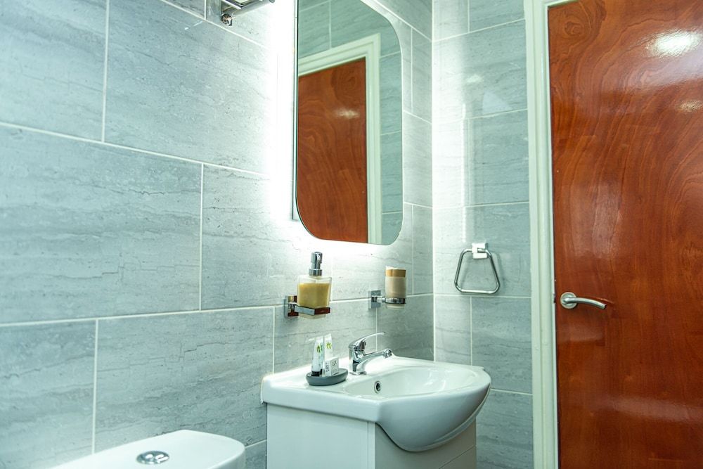 Meridian Serviced Apartments Superior Apartment, Ensuite (Superior One Bedroom) 16