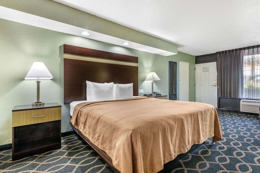 Room, 1 King Bed, Accessible, Non Smoking