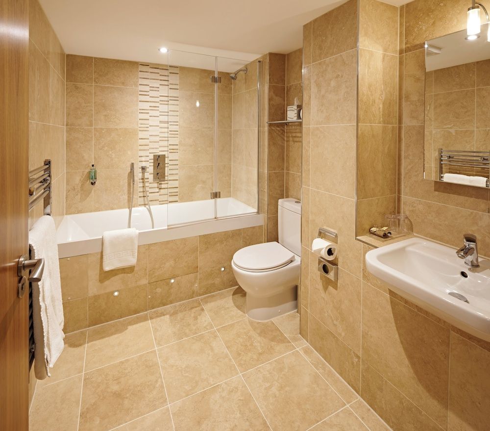 The Kings Arms Classic Twin 4