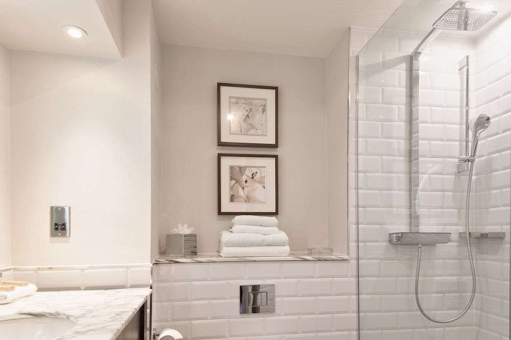 Junior Suite, Multiple Beds