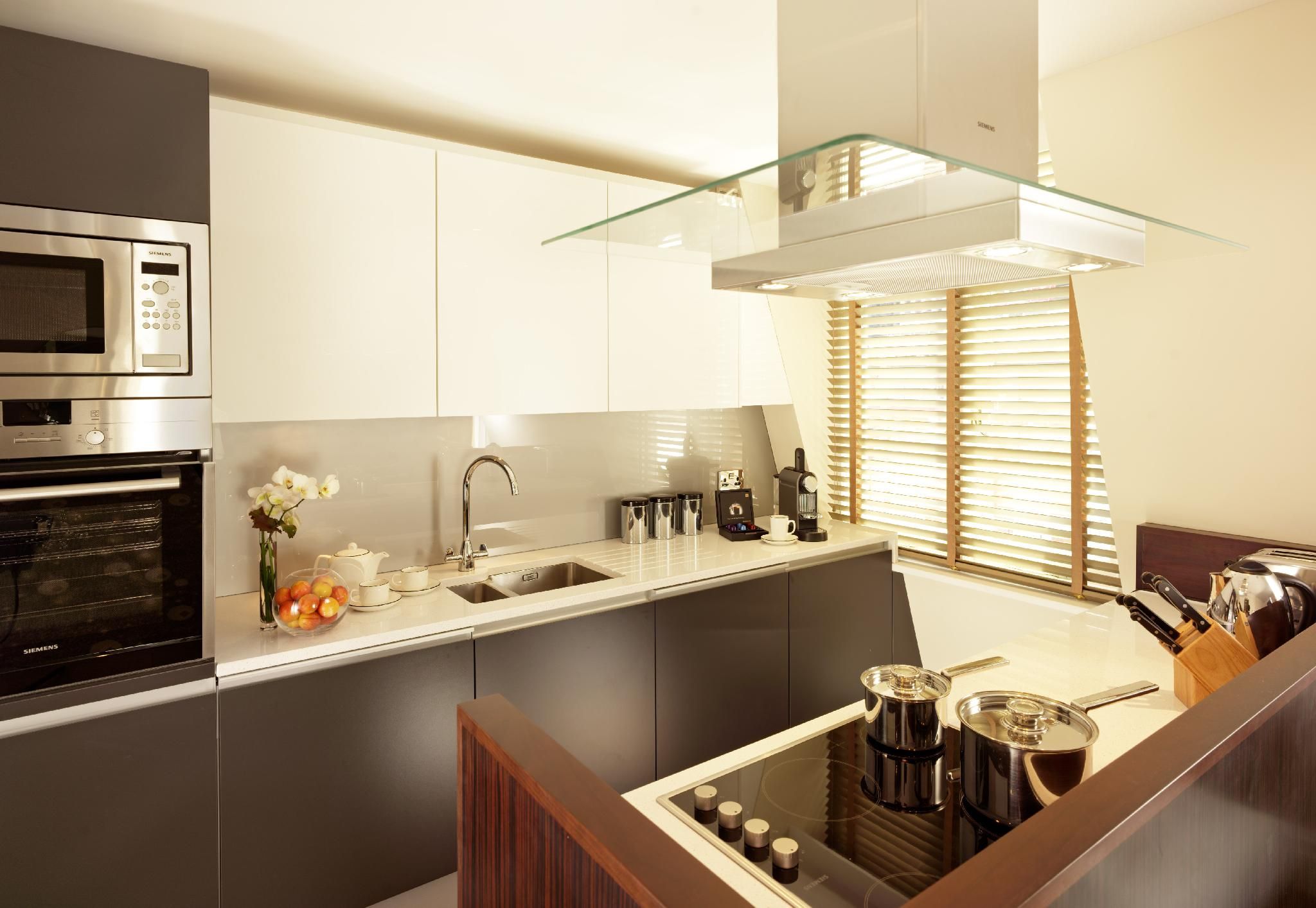Minsters Deluxe Two Bedroom Suite