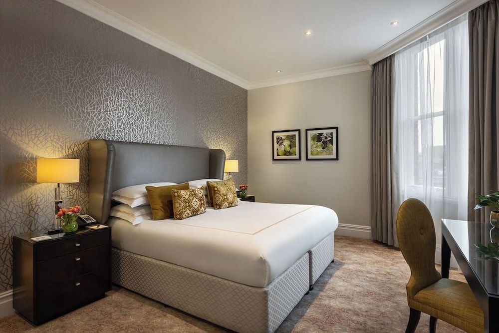 Suite, 1 Bedroom (Falconers)
