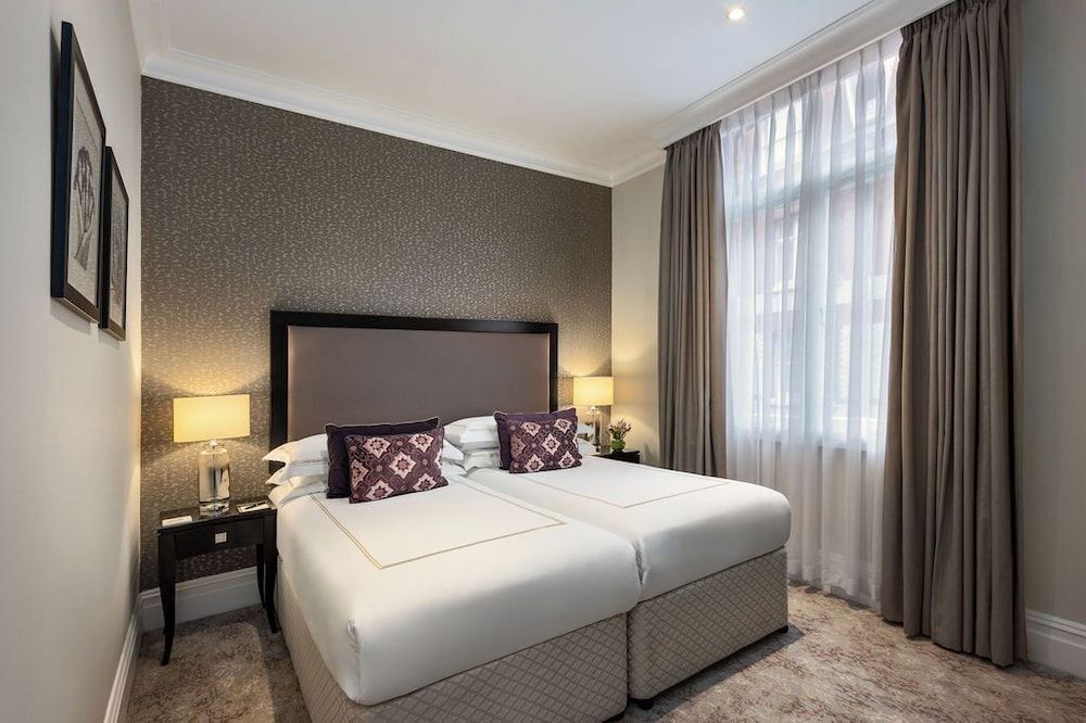 Deluxe Suite, 2 Bedrooms (Falconers)