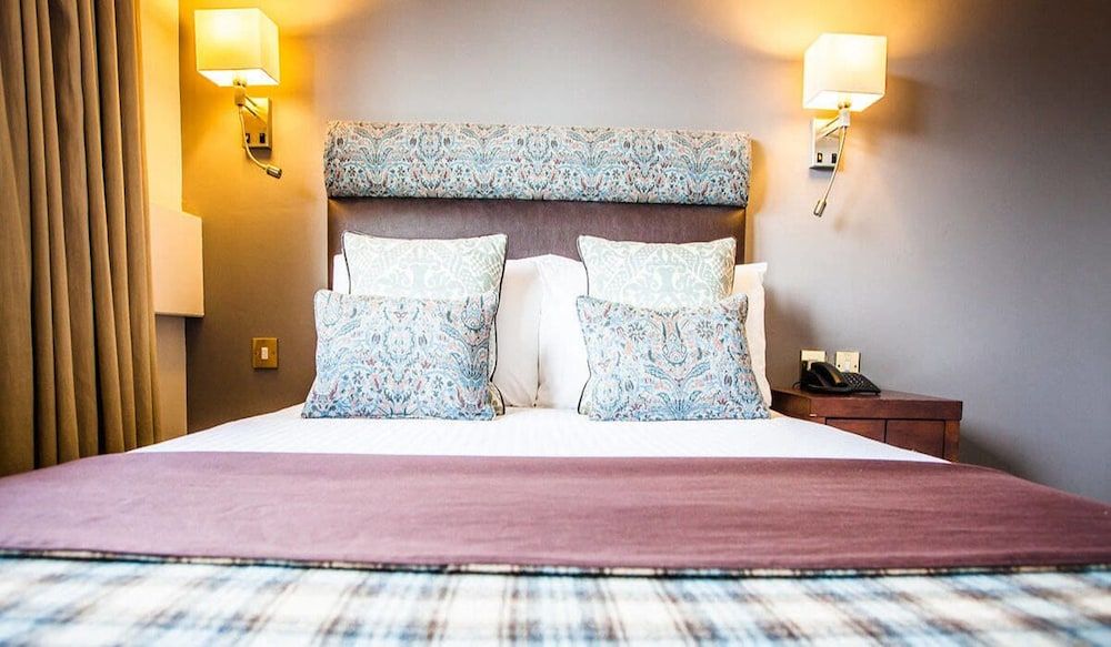 Stirling Court Hotel Classic Double Room (1 Adult) 3